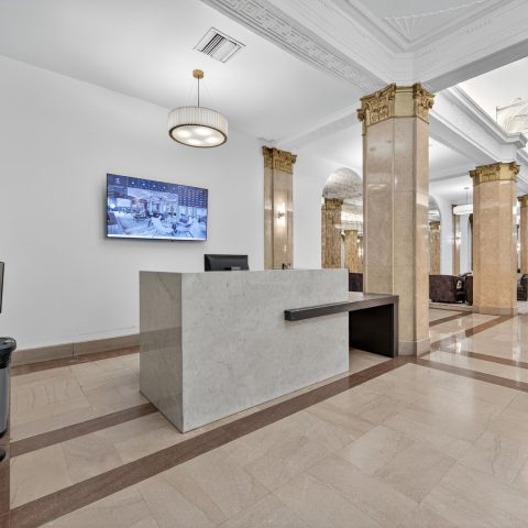 24-Hour Concierge Desk 